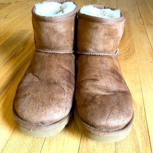 UGG Classic Mini Chestnut